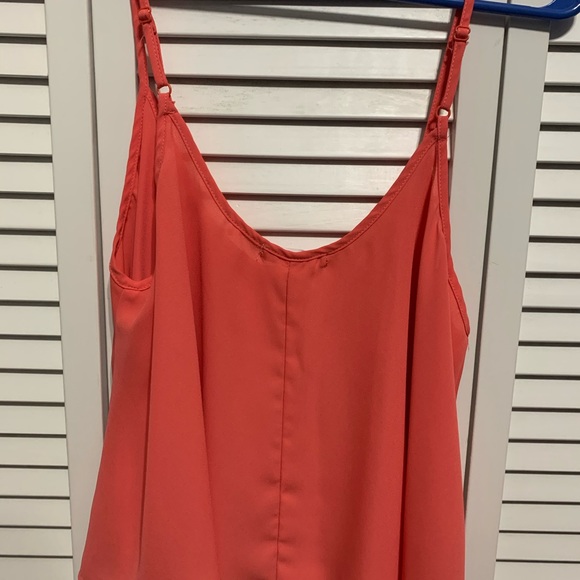 Tank - Picture 4 of 4